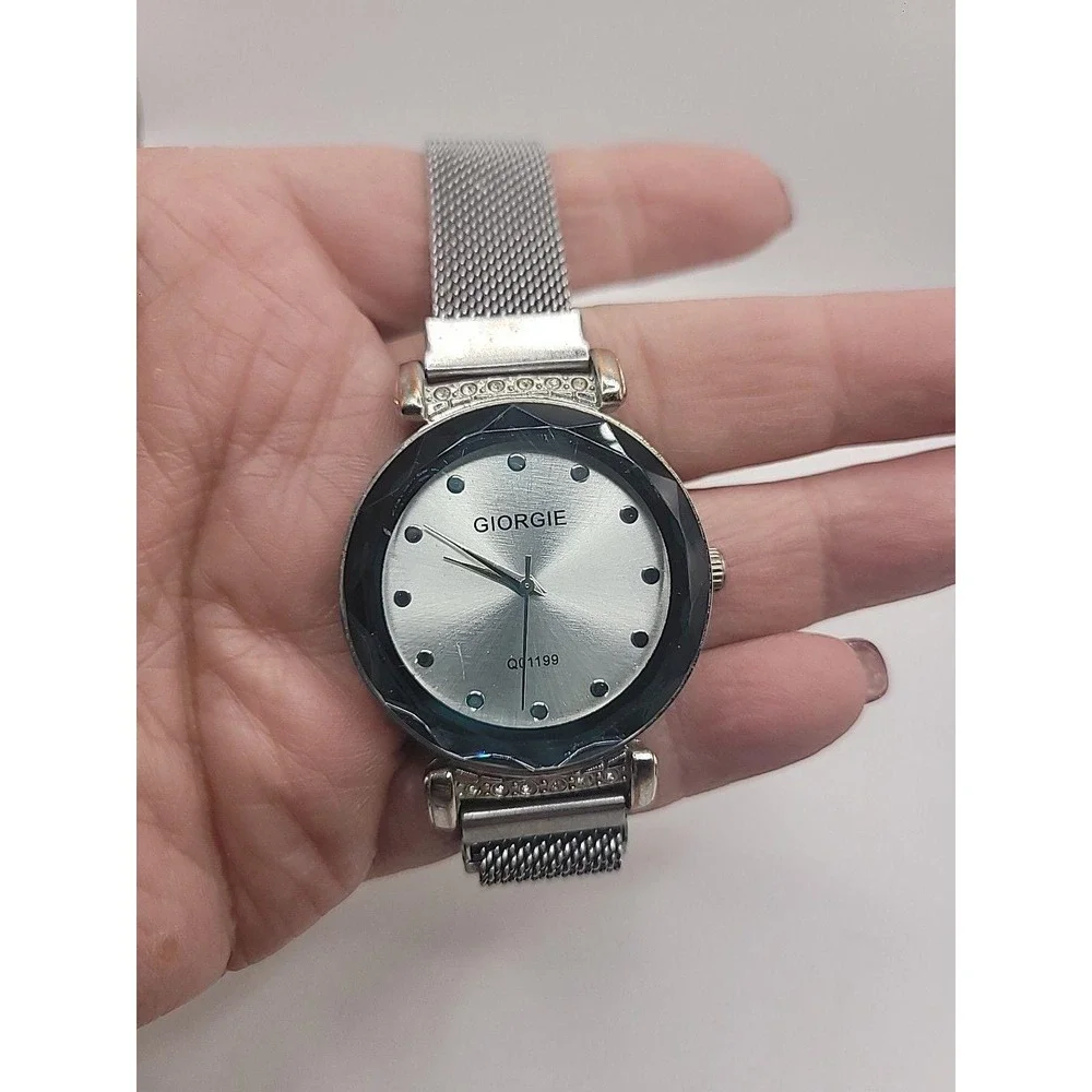 Giorgie Vintage Womens Silver Mesh Strap Bracelet Quartz Watch Minimalist Dial